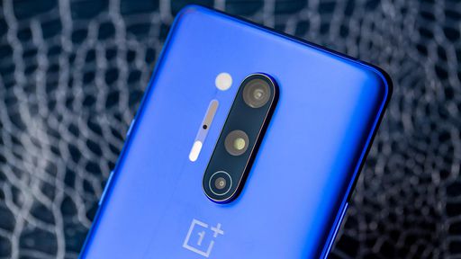 OnePlus 8 Pro realmente "enxerga" através de alguns materiais e pode ter recall
