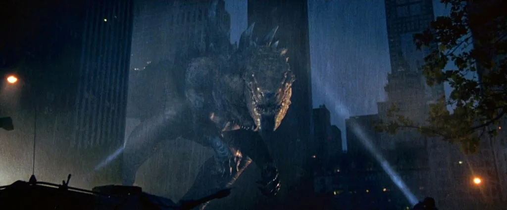 O Godzilla americano é tão ruim que os japoneses pegaram o direito dessa versão só para o monstro original poder bater nela (Imagem: Reprodução/TriStar)