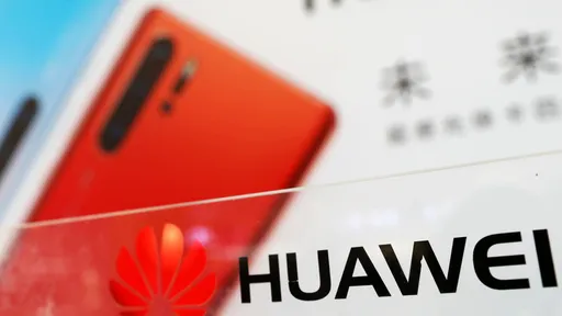 Donald Trump inclui Huawei em lista de bloqueio comercial