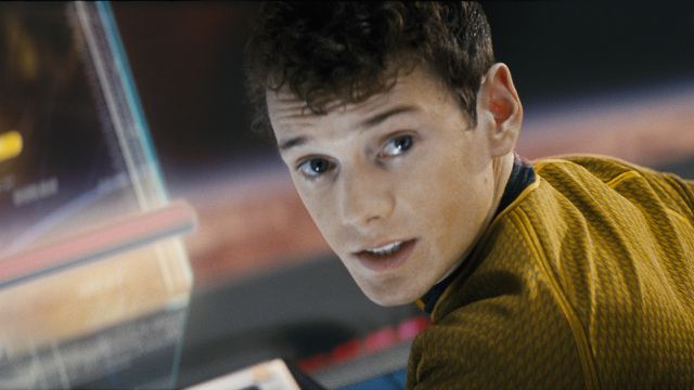 Ator de “Star Trek” morre em trágico acidente de carro nos Estados Unidos