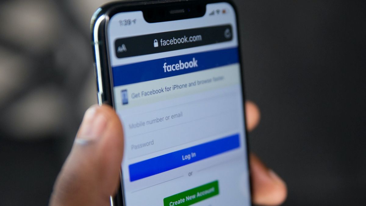 Como reportar conta comprometida no Facebook