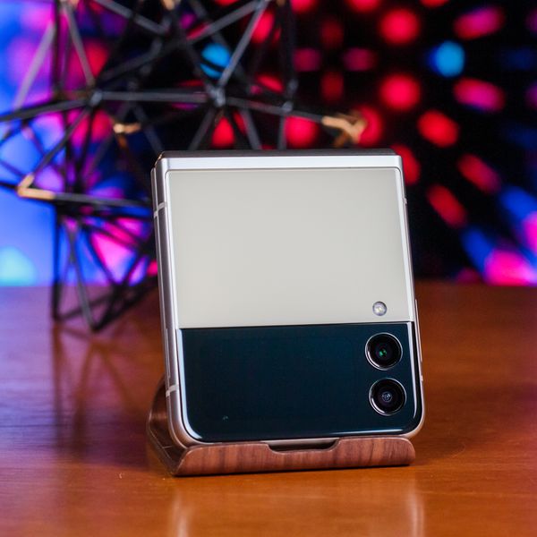 galaxy z flip3 5G 本体 Samsung Galaxy Z Flip3 5G: Ficha Técnica, Preço e Análise