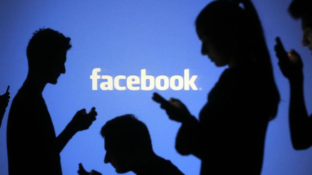 Facebook é acusado de permitir anúncios discriminatórios