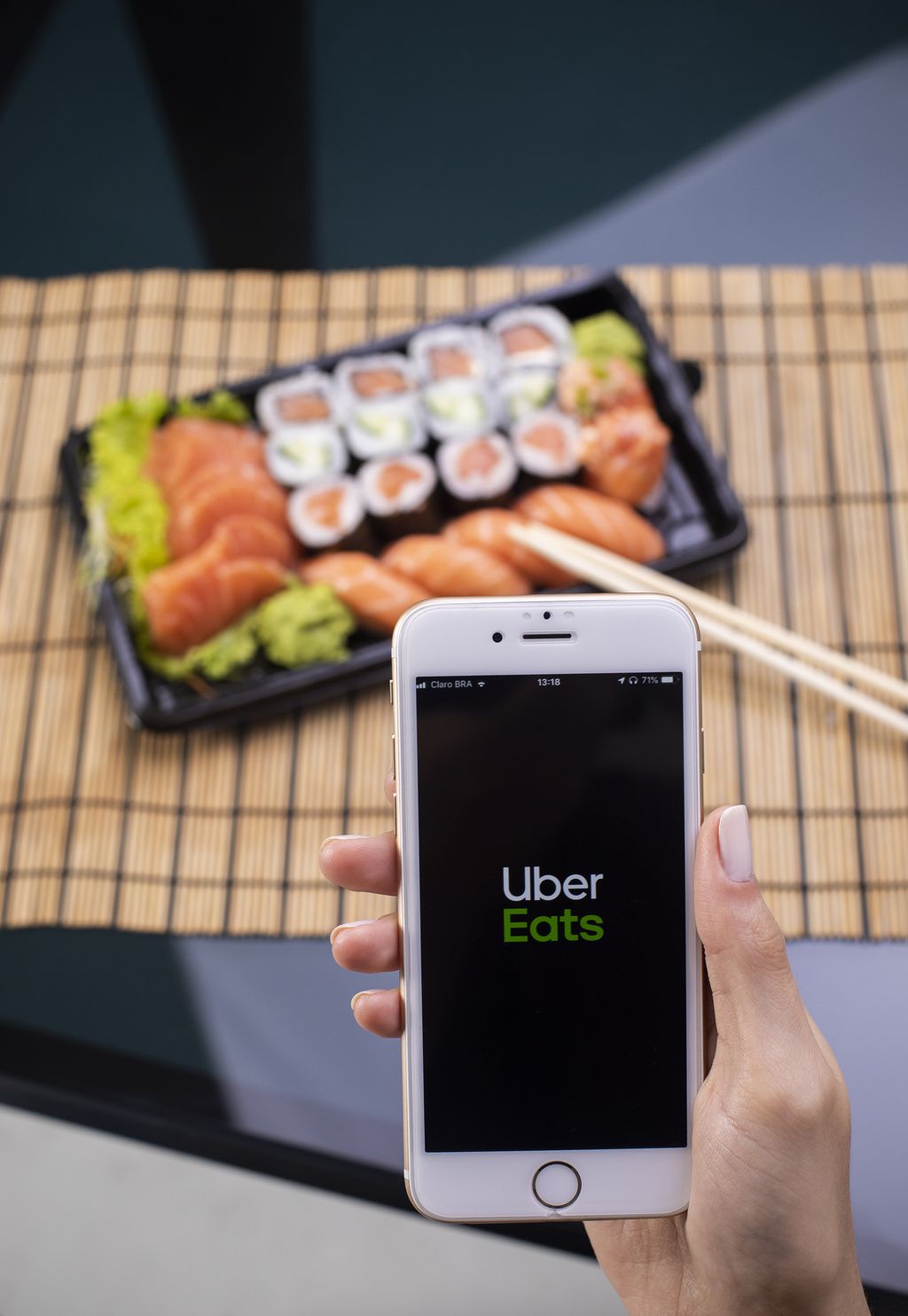 Uber Eats também vai permitir que compra pelo app seja retirada no restaurante