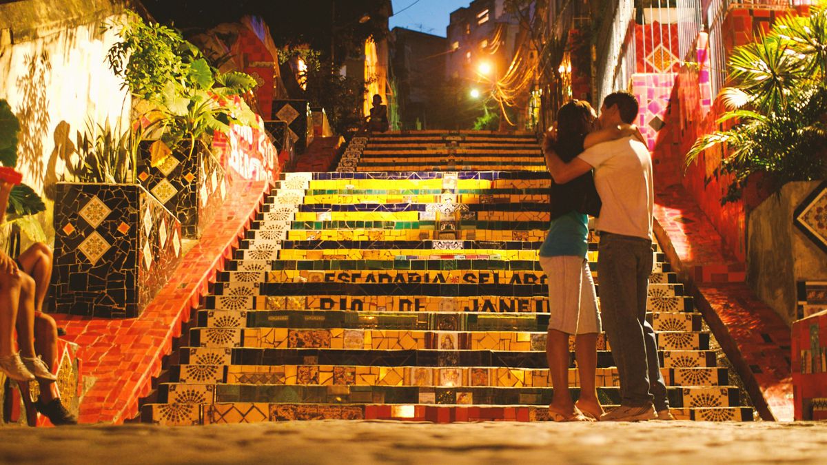 6 aplicativos de paquera para quem vai curtir os blocos de Carnaval