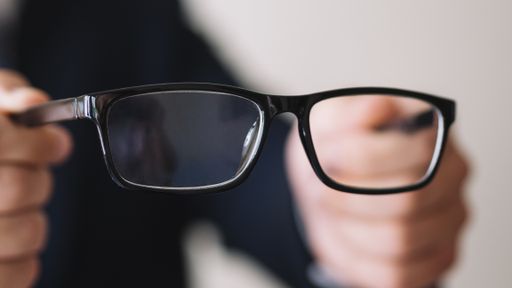 Brasileiros estão ficando mais míopes na pandemia; qual seria o motivo?