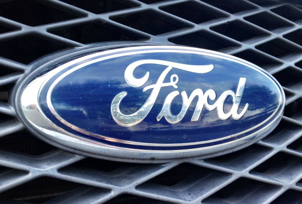Ford quer que montadoras de carros autônomos adotem um padrão universal de linguagem para seus veículos