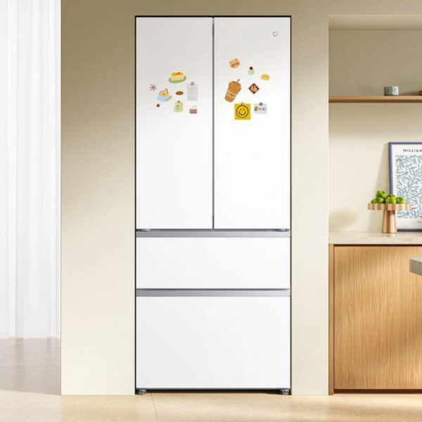 Nova geladeira da Xiaomi de 508 L remove cheiros e esteriliza tudo em 3 minutos