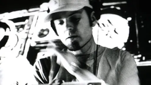 DJ Shadow se une ao BitTorrent para vender e promover seu novo álbum