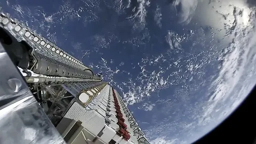 Satélites Starlink precisaram desviar de lixo espacial gerado pela Rússia