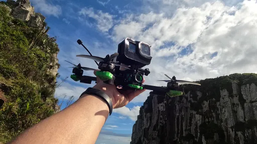 De Carona Pelo Ar: jornalista monta seus drones para cruzar o Brasil