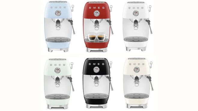 Máquina de café Smeg ECF03