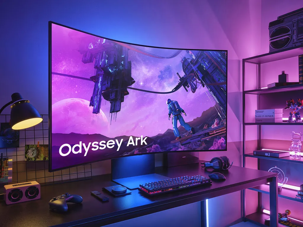 Um dos monitores mais premium da Samsung, o Odyssey Ark se destaca pela tela Mini LED de 55 polegadas com resolução 4K taxa de 165 Hz e curvatura de 1.000R (Imagem: Divulgação/Samsung)