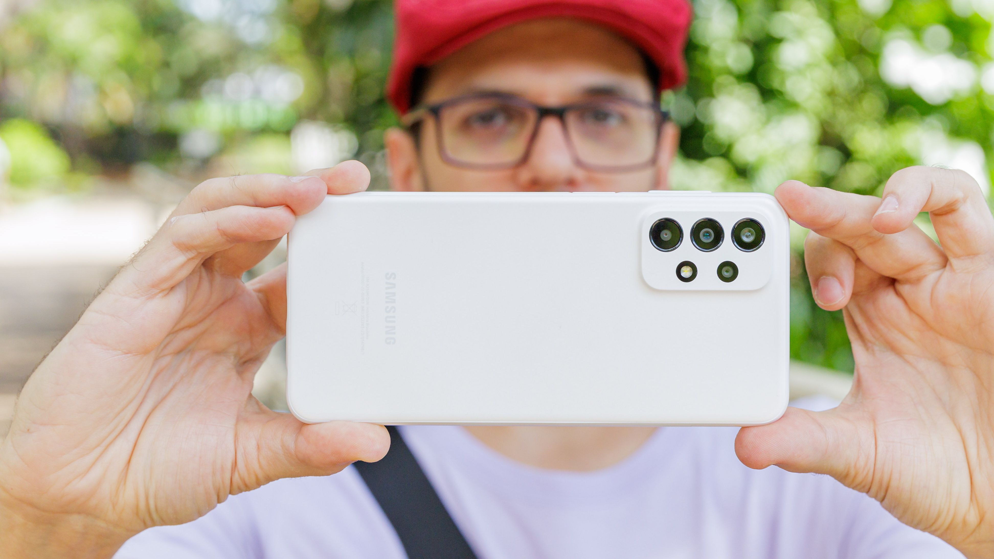 Galaxy A23 5G vs Moto G53: você troca bateria e câmeras por som e  desempenho?