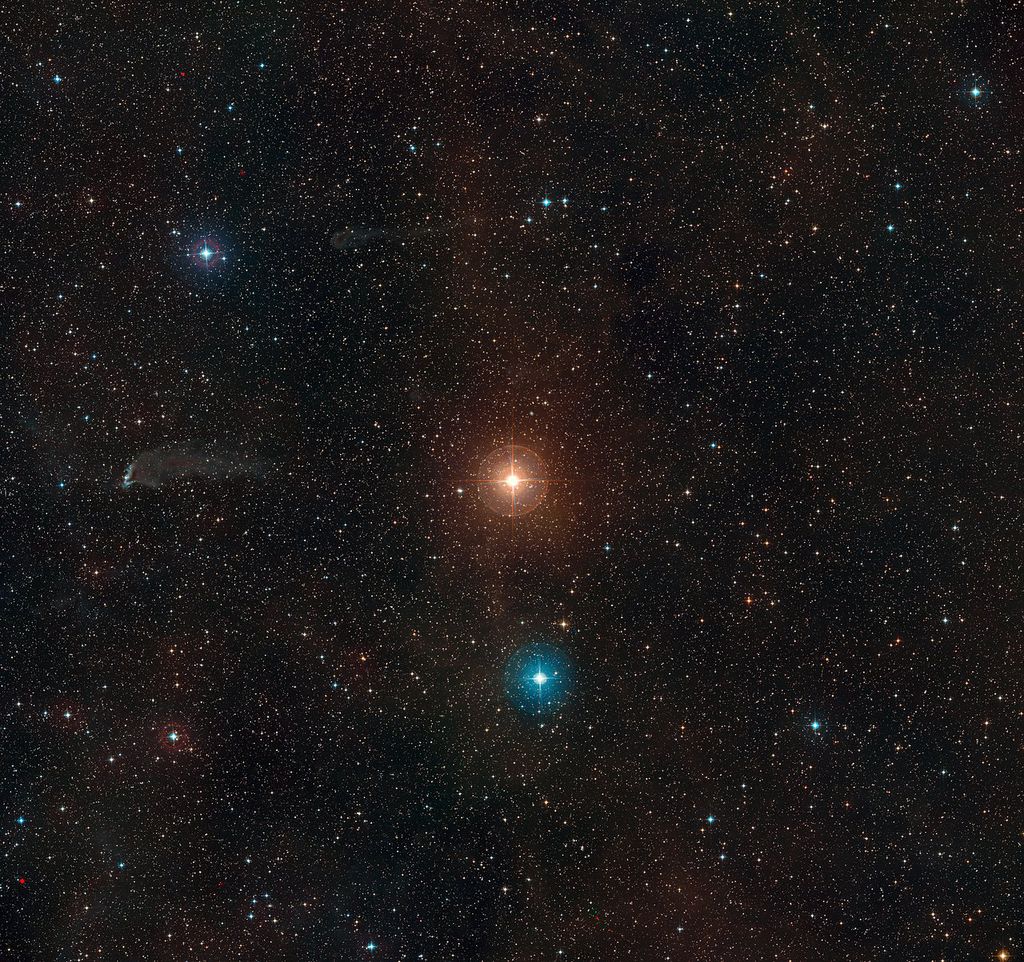 L2 Puppis, um estrela gigante vermelha como SPLUS J210428-004934 (Imagem: Reprodução/ESO)