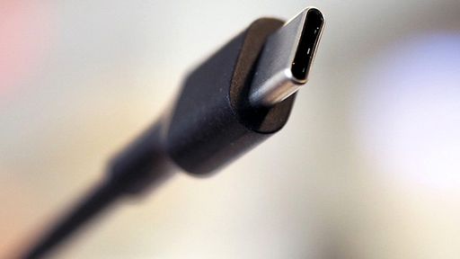 Conheça a USB-C, única entrada tudo-em-um do novo MacBook, fora a de fones