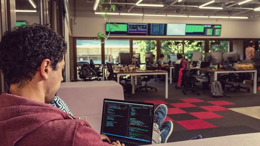 Busca-se engenheiros e mais: como o RH da VTEX seleciona seus talentos de TI