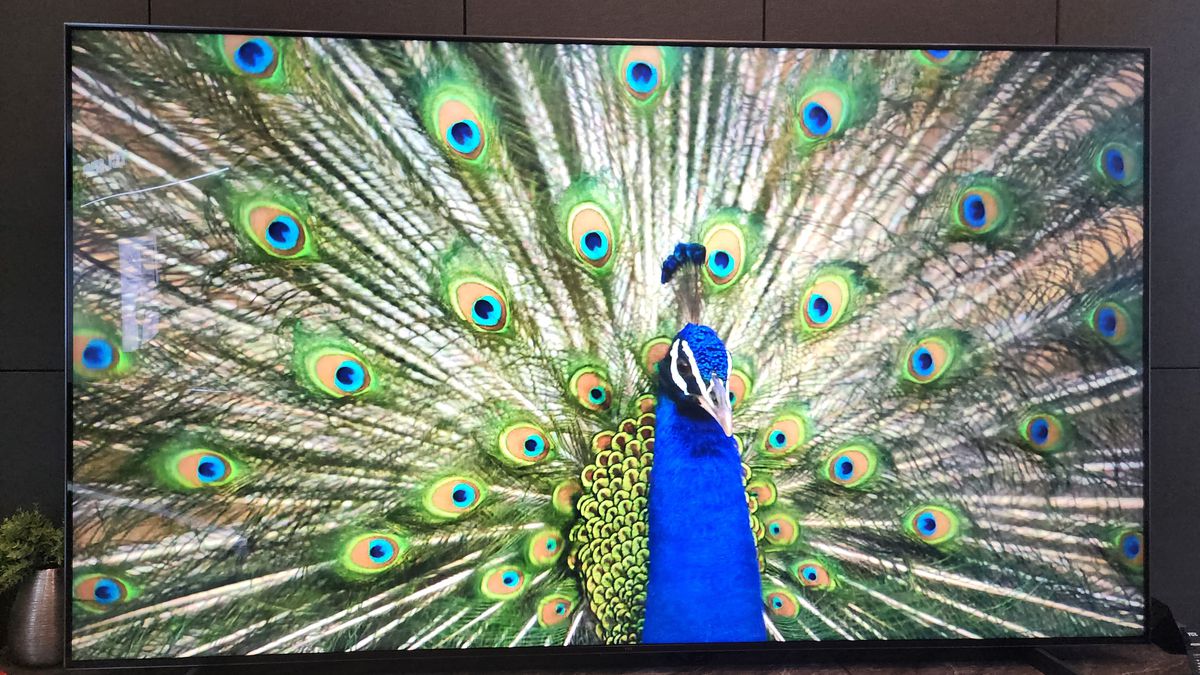 Testamos a nova TV da TCL; veja o que achamos da C7K com tela MiniLED
