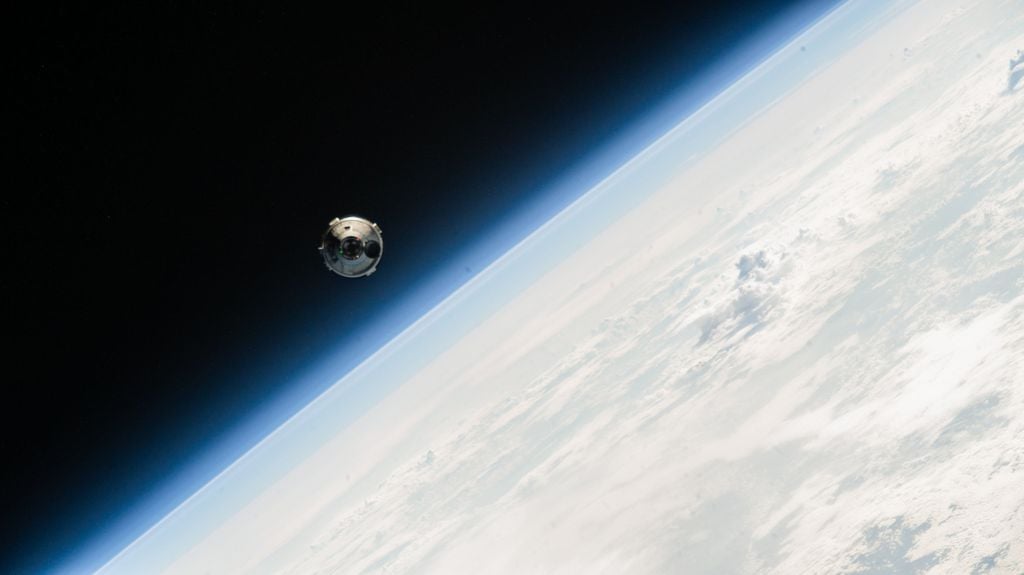 A chegada da Starliner à Estação Espacial Internacional (ISS) teve atrasos causados por vazamentos de hélio e problemas nos propulsores (Imagem: NASA)