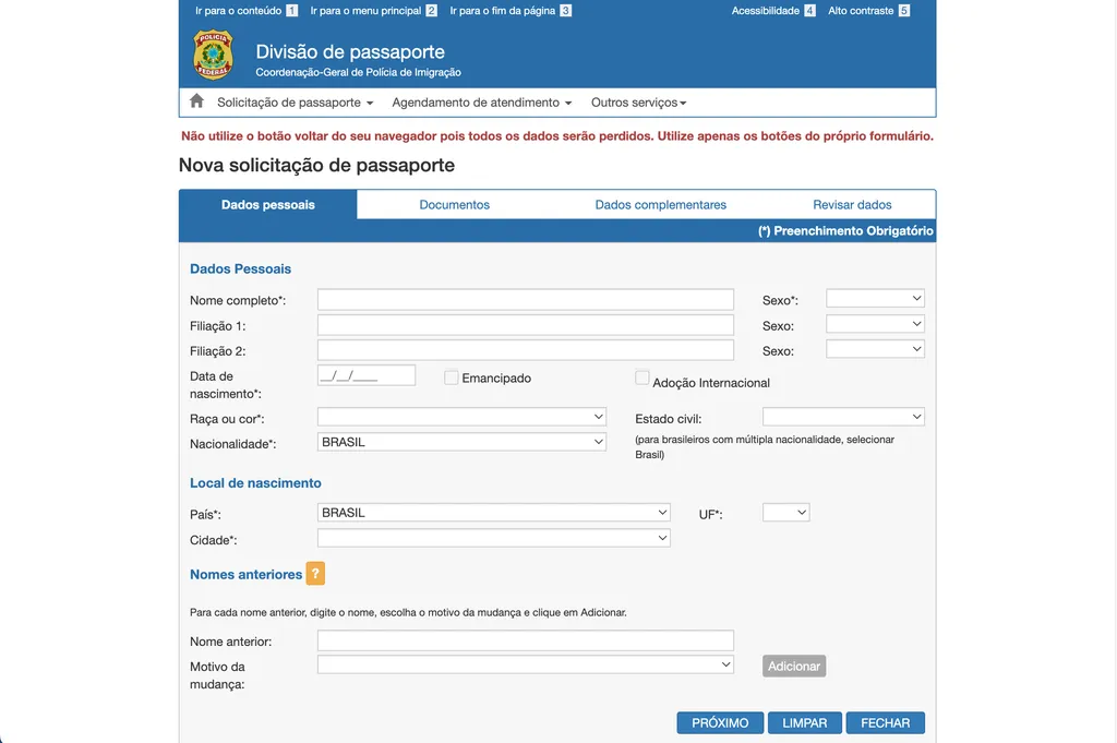 Preencha o formulário para solicitar o passaporte (Imagem: Captura de tela/Thiago Furquim/Canaltech)
