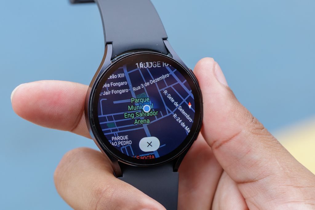 Relógio possui GPS integrado (Imagem: Ivo Meneghel Jr./Canaltech)