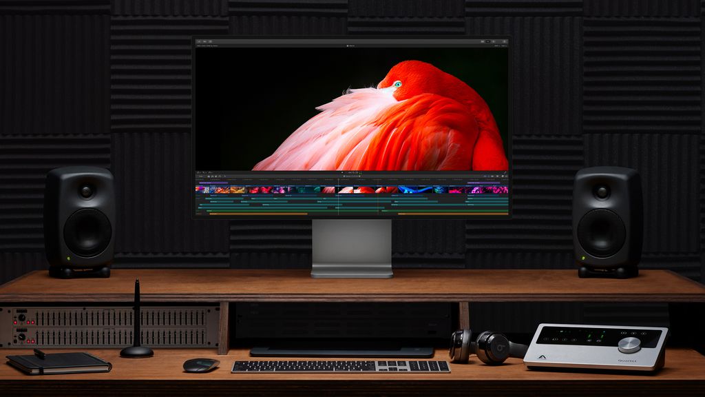 Apple Pro Display XDR em um estúdio (Imagem: Divulgação/Apple)