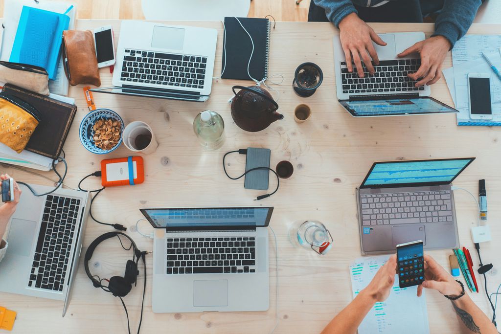 n8n agiliza e facilita o trabalho no dia a dia (Imagem: Marvin Meyer/Unsplash)