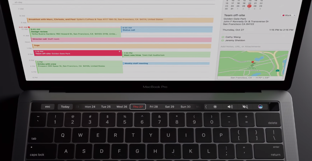 Número limitado de portas do MacBook Pro deve chegar ao fim em 2021 junto com Touch Bar (Imagem: Apple)