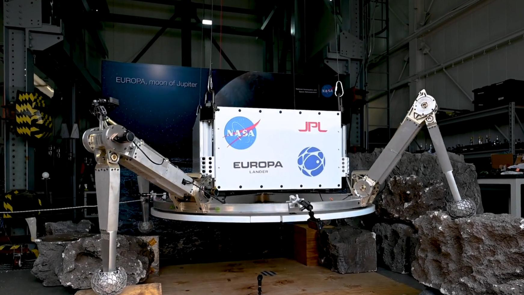 Die NASA evaluierte im November den Prototyp der Raumsonde Europa Clipper (Bild: Reproduktion/NASA JPL-Caltech)