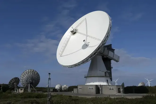 A equipe quer transmitir a mensagem através da Goonhilly Satellite Earth Station, no Reino Unido (Imagem: Reprodução/Goonhilly Earth Station Ltd)