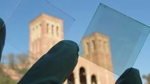 Pesquisadores criam painel solar transparente como vidro