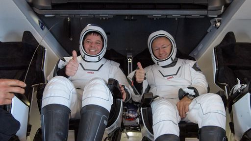 Astronautas passaram trotes telefônicos enquanto esperavam resgate no oceano