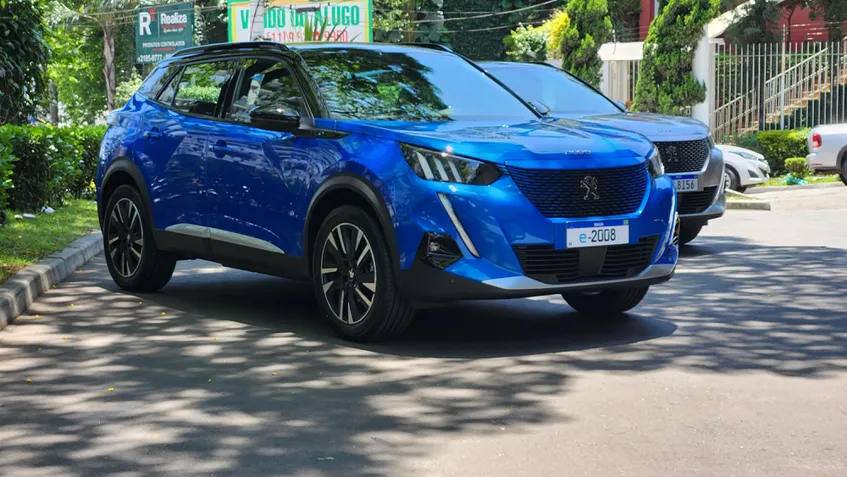 Peugeot lan a servi o de compartilhamento de carros el tricos  veja quanto custa - 89