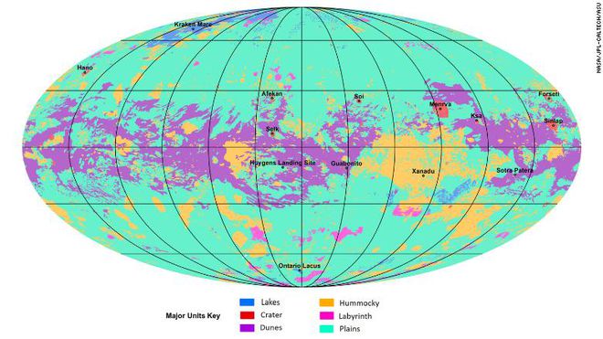 Mapa de Titã. As áreas em verde correspondem às planícies, cobertas por materiais orgânicos (Imagem: NASA/JPL-Caltech/ASU)