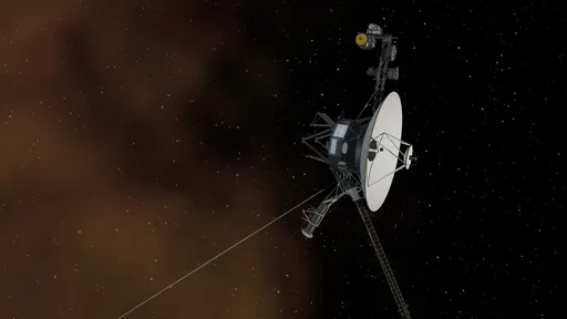 Engenheiros investigam anomalia em sistemas da Voyager 1