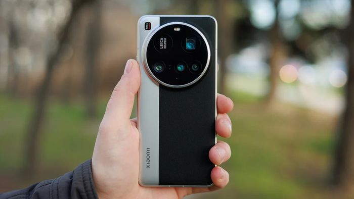 Novo top da Xiaomi terá "câmera profissional" em miniatura embutida; entenda