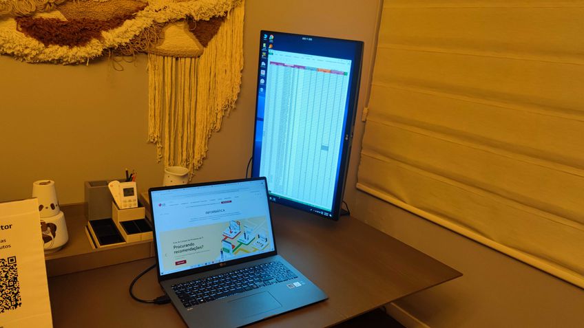 LG Ergo Monitor 27QN880