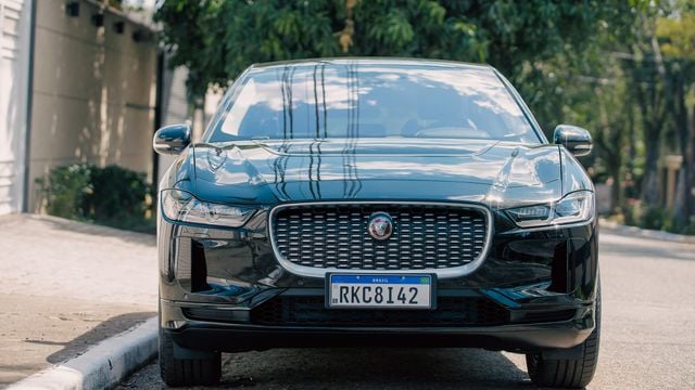 Review Jaguar I-Pace | Elegância e eficiência sem abrir mão da potência