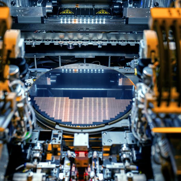 Do Silício ao Seu PC: A Incrível Jornada dos Semicondutores Revelada!