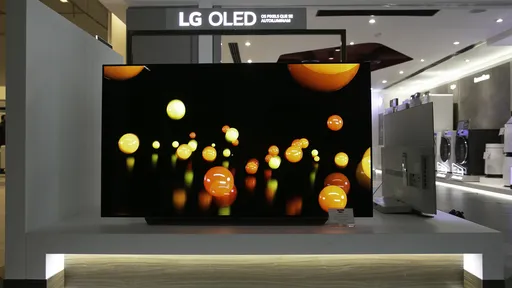 LG dá um ano extra de garantia na compra de vários modelos de TVs OLED no Brasil