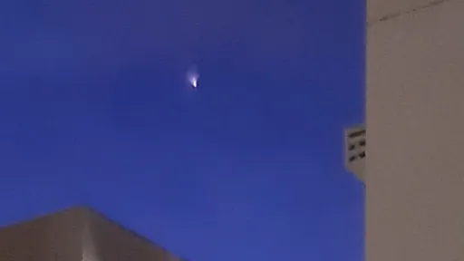 Não era um OVNI! Foguete chinês é visto no céu e intriga brasileiros