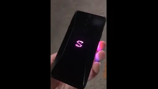Vídeo de hands-on revela design do Xiaomi Black Shark 2