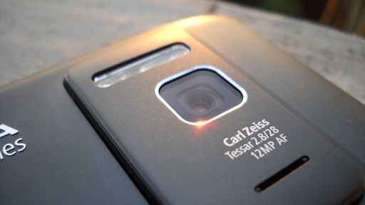 Nokia retoma parceria e lançará smartphones Android com lentes Zeiss