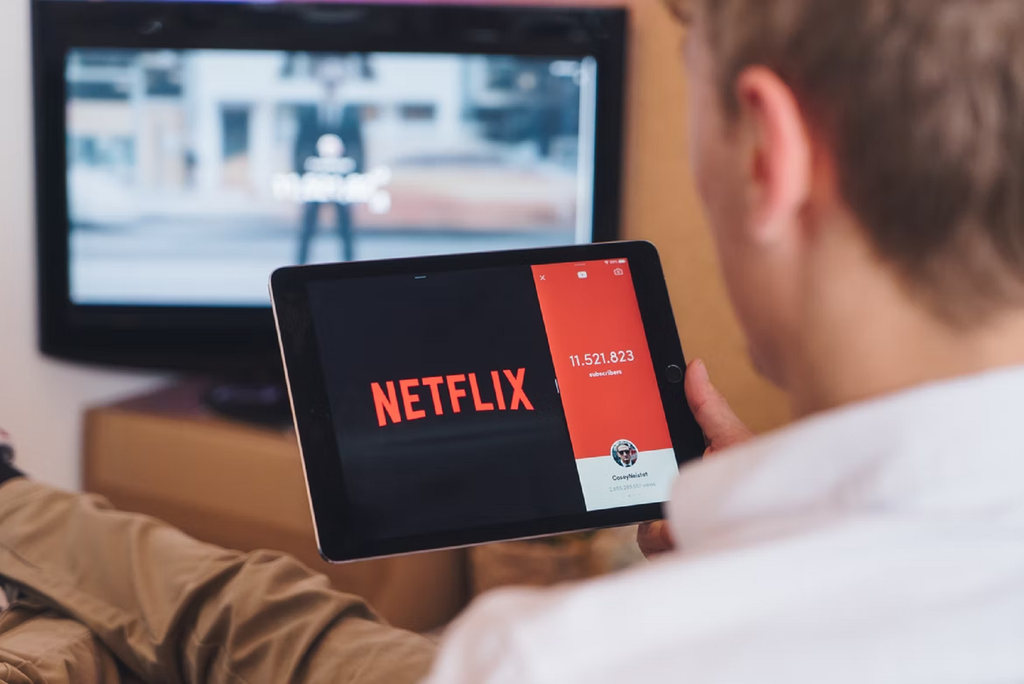 Netflix orienta a escolher uma forma de pagamento pelo site (Imagem: Reprodução/Unsplash)