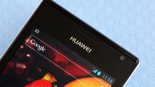 Huawei aposta em telas gigantes e lança smartphone com 6,1 polegadas