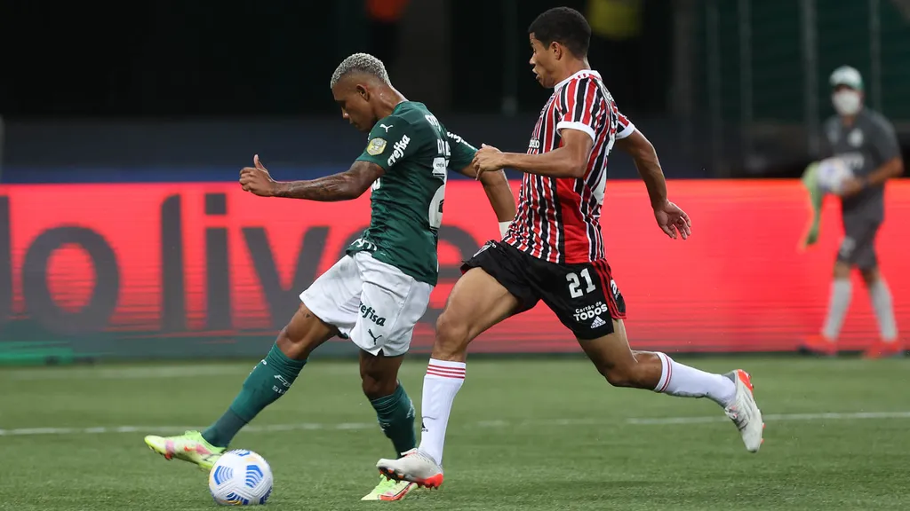 Danilo, um dos destaques do Palmeiras no Paulista, ainda é dúvida para a final (Imagem: Reprodução/Cesar Greco, Palmeiras)