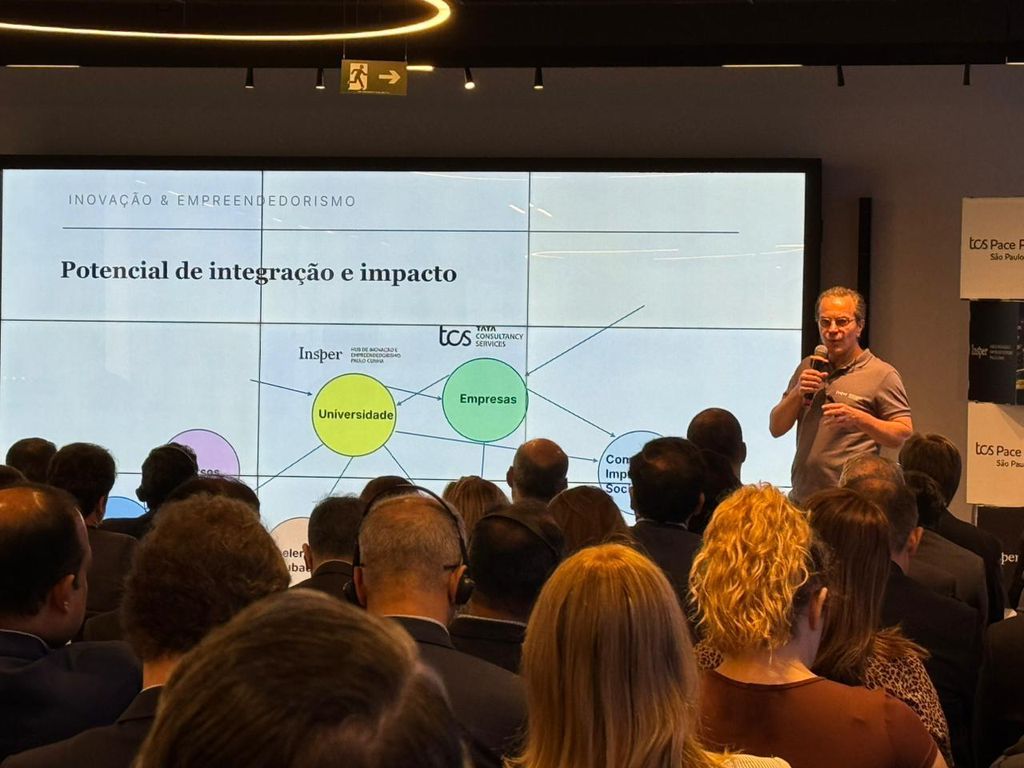 Para Rodrigo Amantea (Head do Hub de Inovação e Empreendedorismo do Insper) a inauguração do novo espaço reforça a missão do Insper de impulsionar inovação (Imagem: Anaísa Catucci/Canaltech)