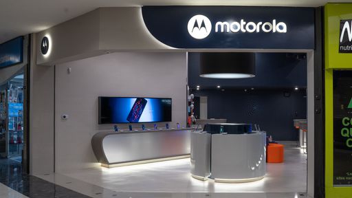 Motorola abre lojas conceito em shoppings 'populares' de SP e RJ