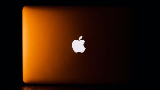 Por que o Mac não tem Face ID ou tela touch?