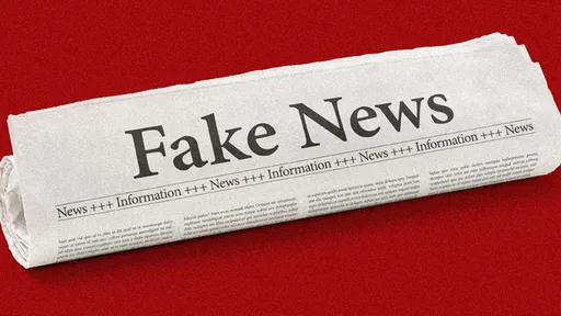 Congresso derruba veto presidencial contra lei de fake news